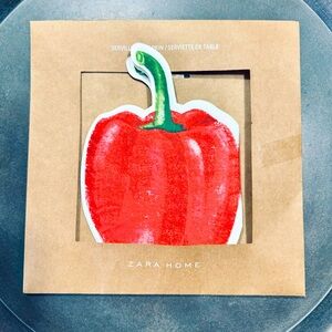 ZARA HOME PACK OF 18 RED PEPPER DINING NAPKINS